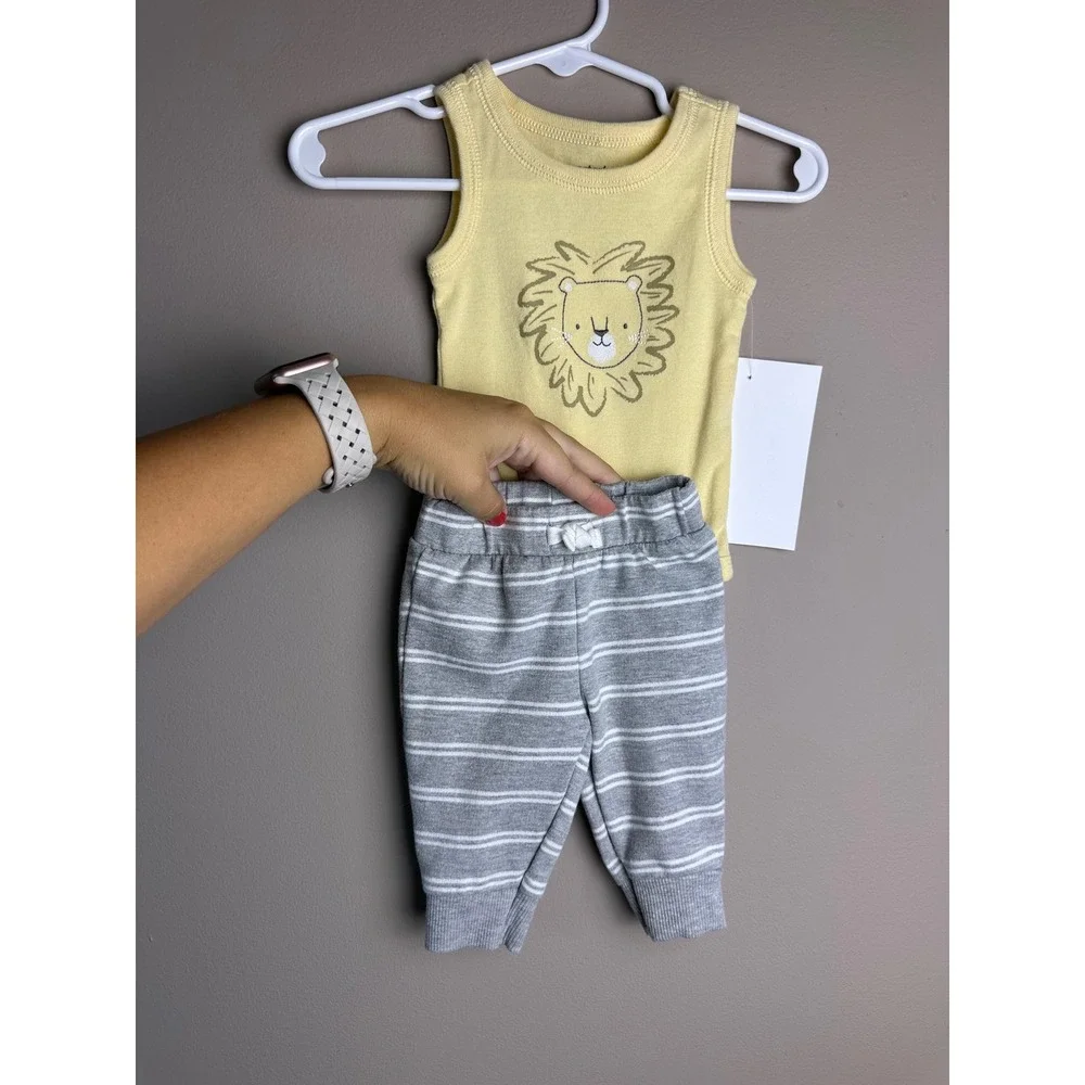Carters Baby Boy 2 Piece Set Yellow Lion Bodysuit Gray Striped Joggers 3M